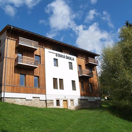 Apartman Stara Skola Vysoké nad Jizerou Buitenkant foto
